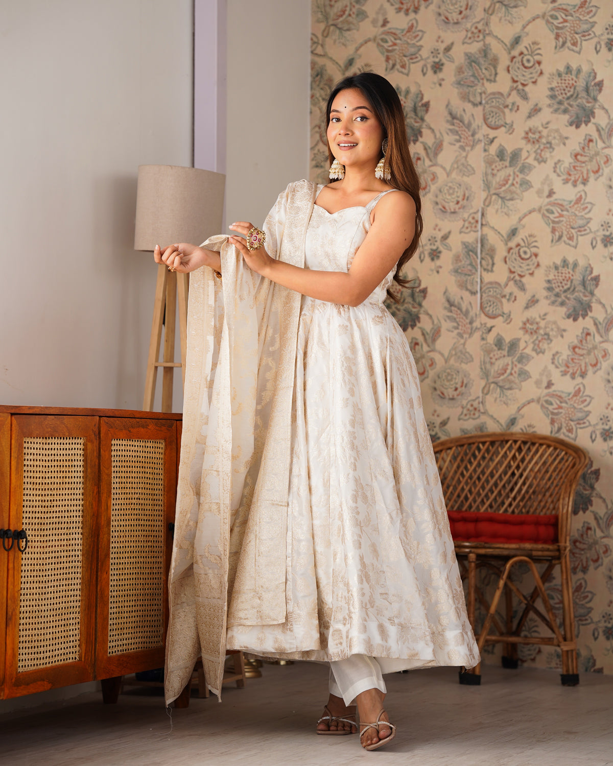 Women Kurti Banarasi Jacquard Dola Silk Anarkali Suit Set.